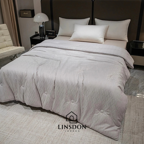 Modernist Jackard Winter Tencel Quilt ( Made From Natural Tencel wood Pulp )