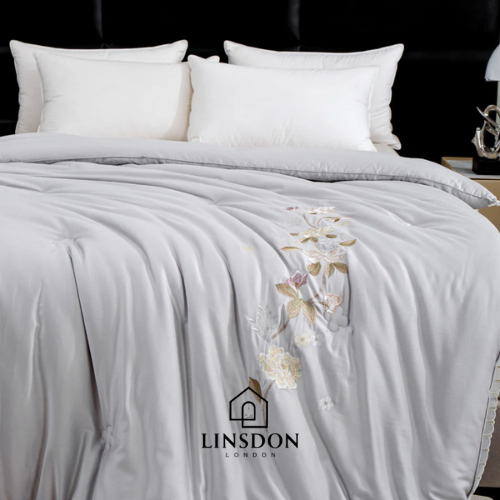 Fleur Winter Tencel Quilt ( Made From Natural Tencel wood Pulp )