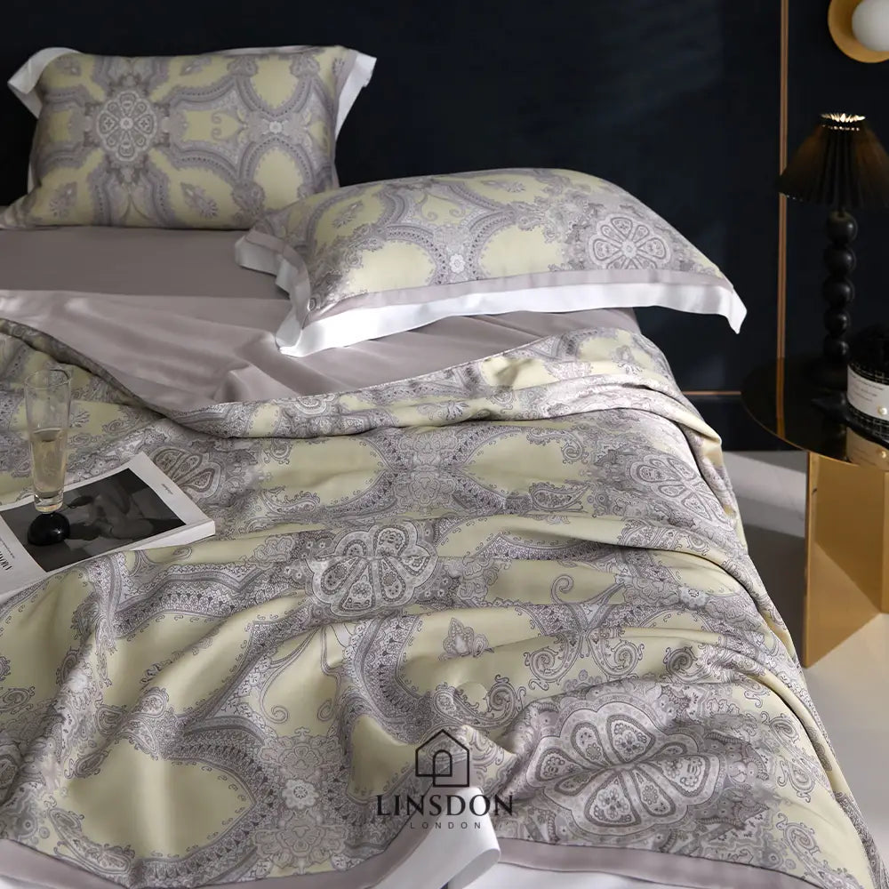 The Jamawar Collection Tencel Summer Quilt Ultra Lightweight (Natural Wood Pulp Quilt)