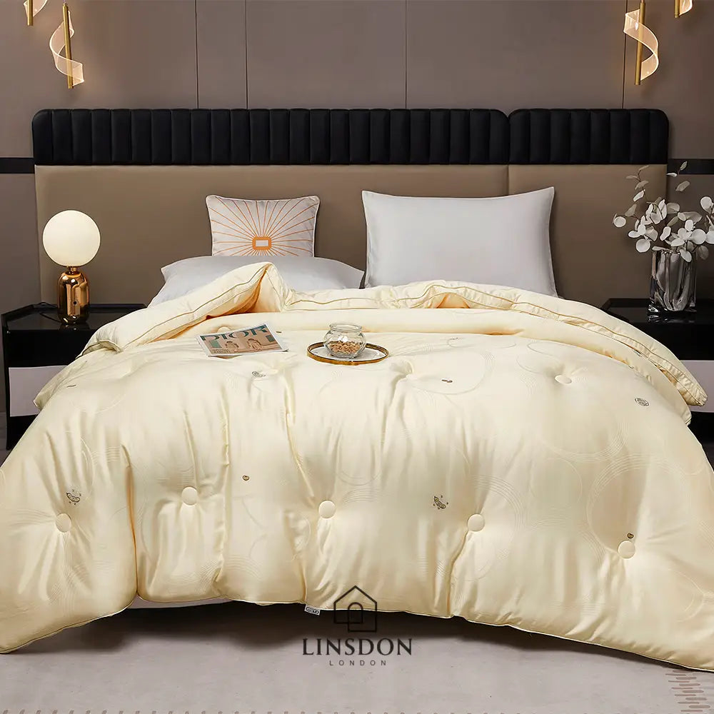 Winter Soybean Quilt (Made From Natural Protein Pulp) King (230Cm X 250Cm) / Cammello