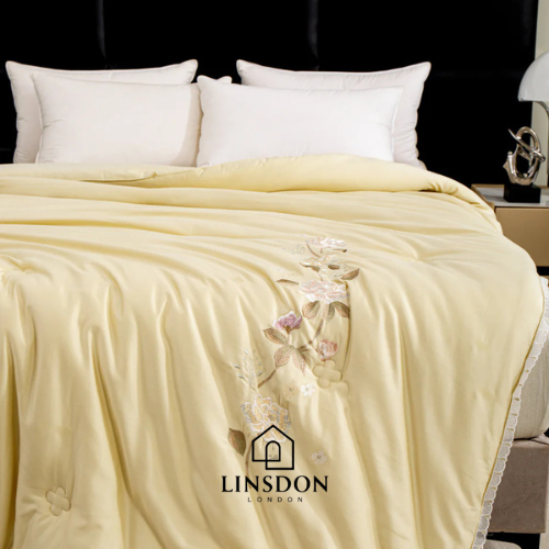 Fleur Winter Tencel Quilt ( Made From Natural Tencel wood Pulp )